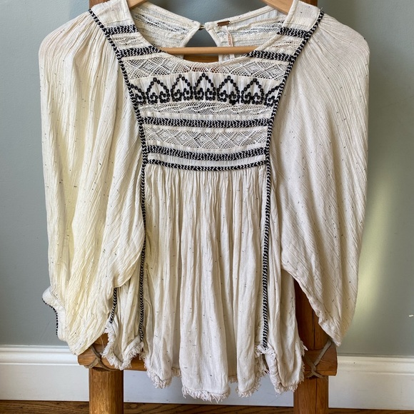 Free People boho embroidery top XS - Picture 8 of 9